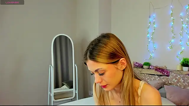 Cherry Price online show from 03/22/26, 11:52