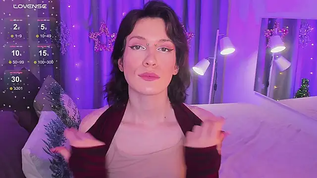 Snapshot of Kolette_Gray chatting on 12/18/24, 10:30 Kolette Gray online show from 12/18/24, 10:30