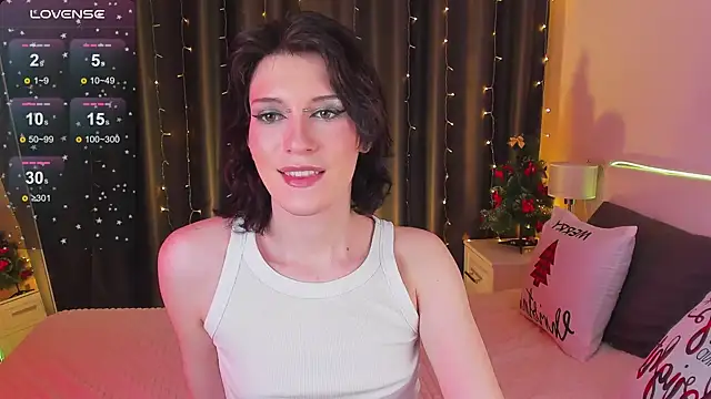 Snapshot of Kolette_Gray chatting on 12/28/24, 03:15 Kolette Gray online show from 12/28/24, 03:15