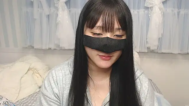 Snapshot of yua0727 chatting on 06/22/26, 01:41 yua0727 online show from 06/22/26, 01:41