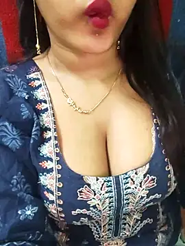 Snapshot of Sania-Love chatting on 07/25/26, 06:22 Sania-Love online show from 07/25/26, 06:22