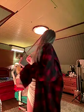 Snapshot of Alice1_secret chatting on 10/11/25, 10:08 Alice1 secret online show from 10/11/25, 10:08