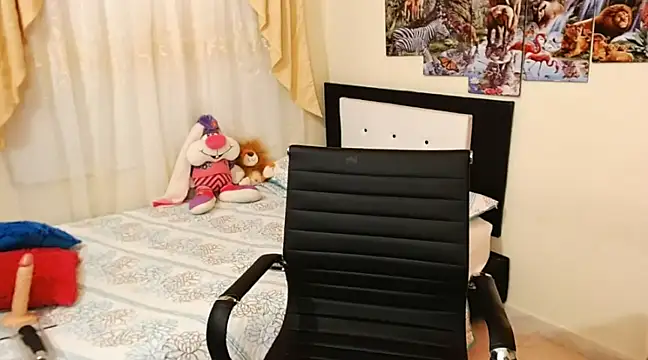 Snapshot of saksa chatting on 03/08/25, 10:34 saksa online show from 03/08/25, 10:34