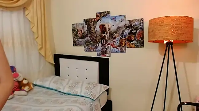 Snapshot of saksa chatting on 03/11/25, 03:37 saksa online show from 03/11/25, 03:37