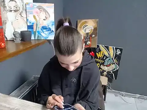 felicity gold online show from 03/17/26, 07:55