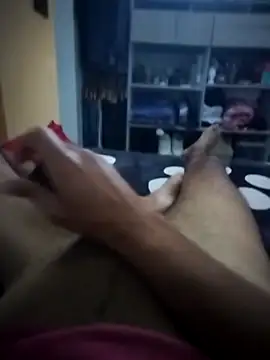 Snapshot of Juan8521 chatting on 12/27/24, 09:00 Juan8521 online show from 12/27/24, 09:00