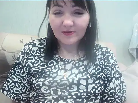 ClaireSunset online show from 11/04/25, 06:18