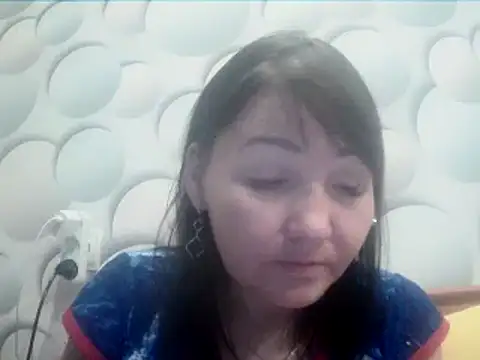 ClaireSunset online show from 12/20/25, 06:26