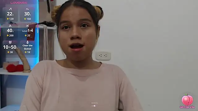 Snapshot of Naomi991 chatting on 09/29/25, 09:41 Naomi991 online show from 09/29/25, 09:41