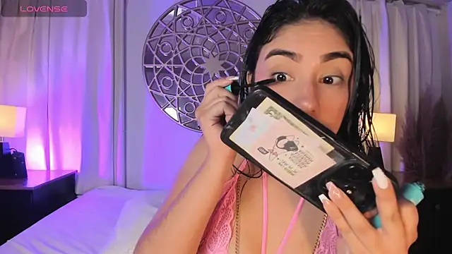 Belliinda 21 online show from 03/20/25, 06:53