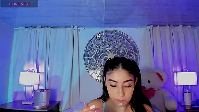 Belliinda 21 online show from 01/15/26, 07:06