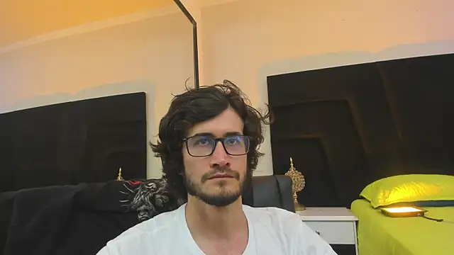 Loggan donnelly online show from 01/04/25, 09:20