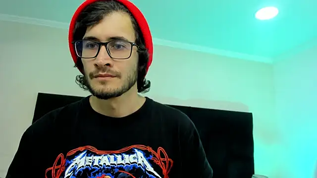 Loggan donnelly online show from 02/09/25, 08:13