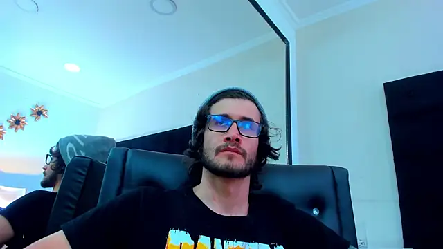 Loggan donnelly online show from 02/23/25, 12:41