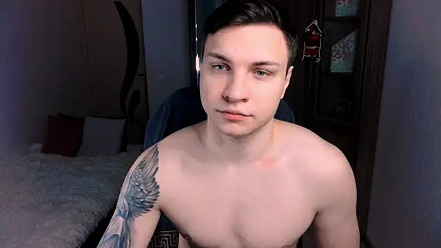 handsome guy01 online show from 12/19/24, 12:02