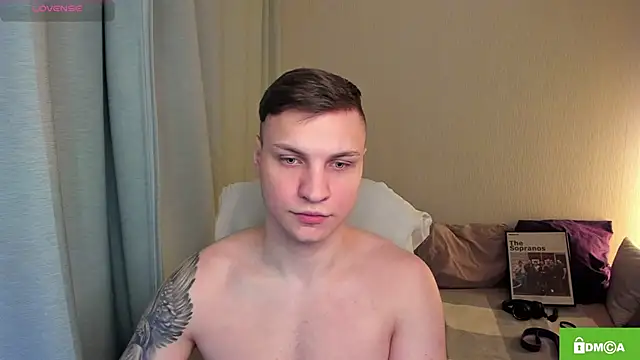 handsome guy01 online show from 04/19/26, 06:10