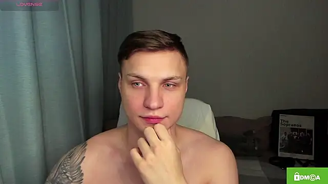 handsome guy01 online show from 05/04/26, 05:42