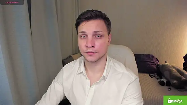 handsome guy01 online show from 07/12/26, 11:18