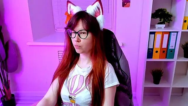 CarolGiggly online show from 09/30/25, 10:15