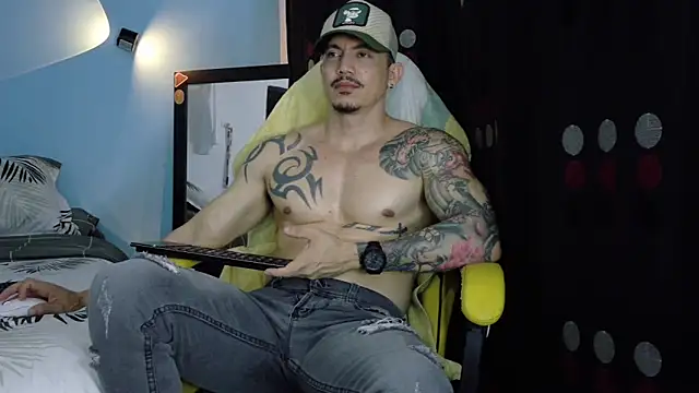 Alex motta online show from 04/26/26, 03:26