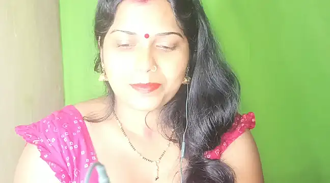 Snapshot of mamoni91 chatting on 12/28/24, 05:14 mamoni91 online show from 12/28/24, 05:14
