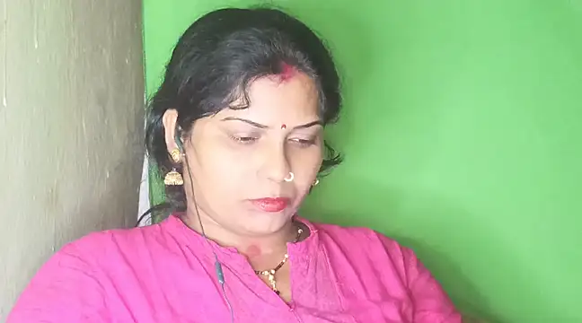 Snapshot of mamoni91 chatting on 12/30/24, 05:34 mamoni91 online show from 12/30/24, 05:34