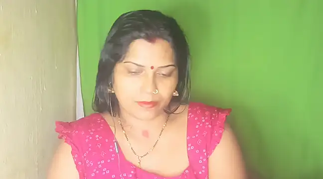 Snapshot of mamoni91 chatting on 01/01/25, 02:30 mamoni91 online show from 01/01/25, 02:30