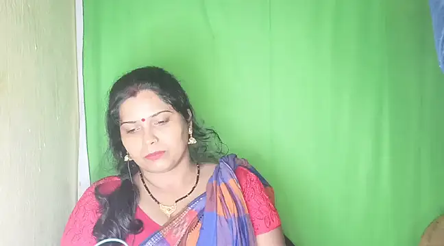 Snapshot of mamoni91 chatting on 01/12/25, 05:22 mamoni91 online show from 01/12/25, 05:22