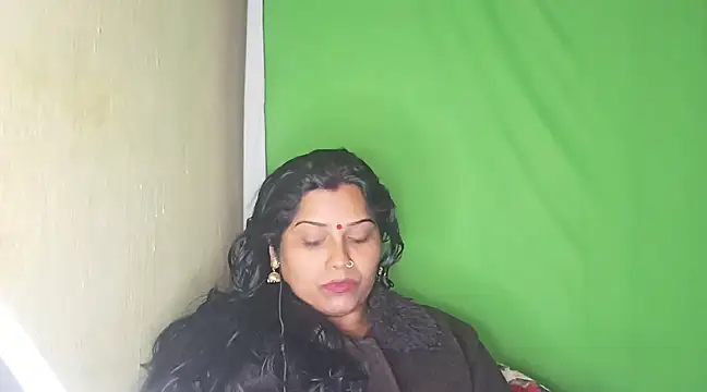 Snapshot of mamoni91 chatting on 01/16/25, 06:03 mamoni91 online show from 01/16/25, 06:03
