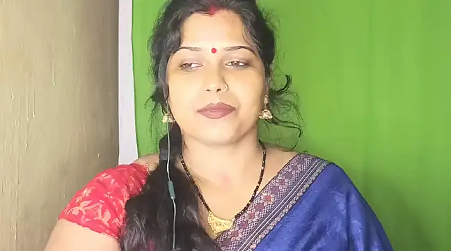 Snapshot of mamoni91 chatting on 01/20/25, 05:27 mamoni91 online show from 01/20/25, 05:27