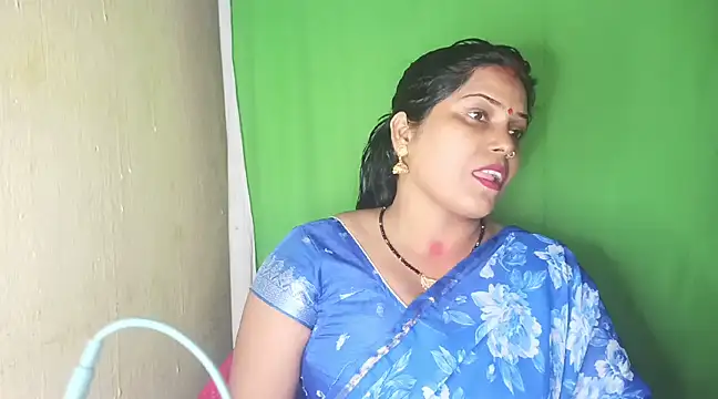 Snapshot of mamoni91 chatting on 02/11/25, 05:29 mamoni91 online show from 02/11/25, 05:29