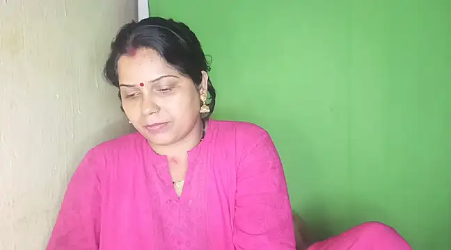 Snapshot of mamoni91 chatting on 02/13/25, 03:07 mamoni91 online show from 02/13/25, 03:07