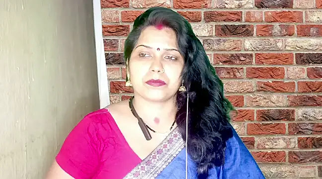Snapshot of mamoni91 chatting on 02/18/25, 03:21 mamoni91 online show from 02/18/25, 03:21