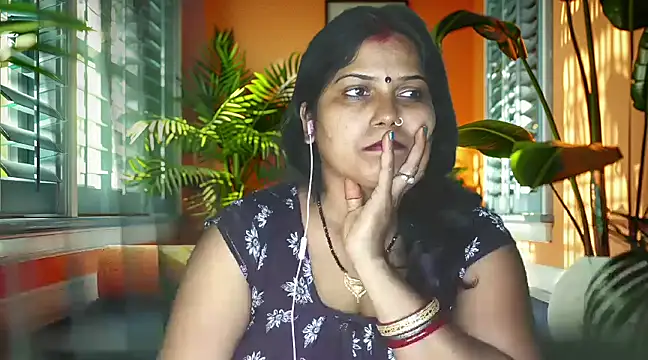 Snapshot of mamoni91 chatting on 03/03/25, 09:11 mamoni91 online show from 03/03/25, 09:11