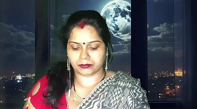 Snapshot of mamoni91 chatting on 03/06/25, 05:11 mamoni91 online show from 03/06/25, 05:11