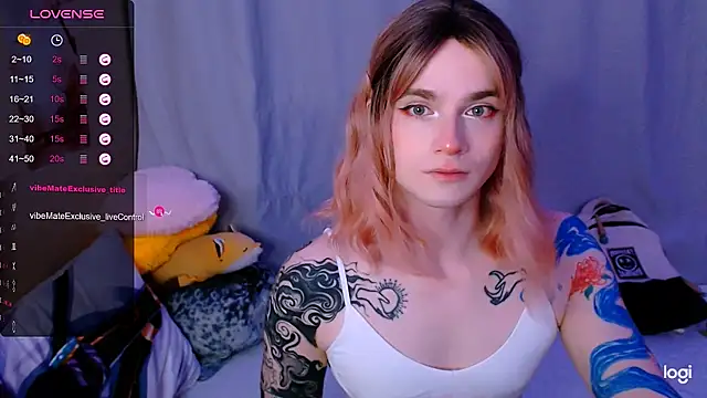 Snapshot of Alice_Hells chatting on 05/16/26, 05:12 Alice Hells online show from 05/16/26, 05:12