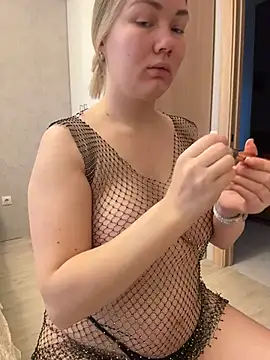 LianaCruz   online show from 01/19/26, 05:11