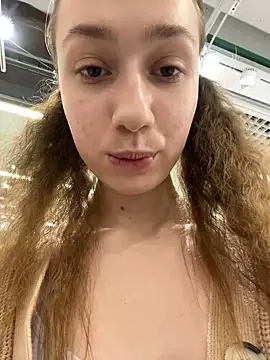 Lia  Love online show from 12/09/24, 01:13