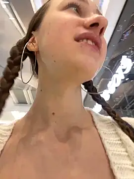 Lia  Love online show from 12/30/24, 12:20