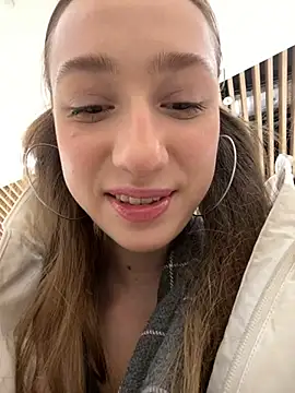 Lia  Love online show from 02/12/25, 01:06