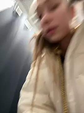 Lia  Love online show from 03/18/25, 01:20