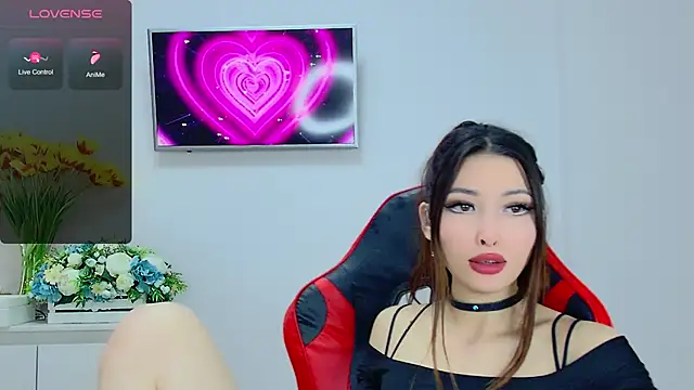 Snapshot of honey_yani chatting on 03/08/25, 02:01 honey yani online show from 03/08/25, 02:01