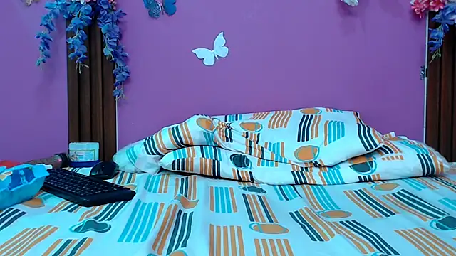 analdeepalejandra18 online show from 03/19/25, 10:31