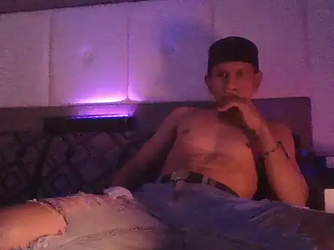 oiram27 online show from 12/04/25, 08:50