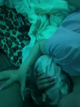 Snapshot of Istvan92 chatting on 11/18/25, 11:26 Istvan92 online show from 11/18/25, 11:26