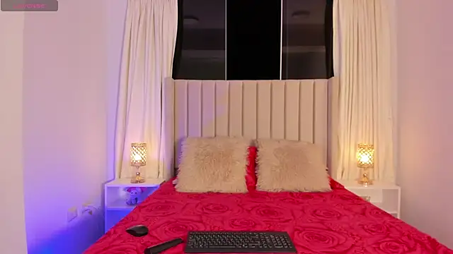 Aliison Smith online show from 02/26/26, 03:38