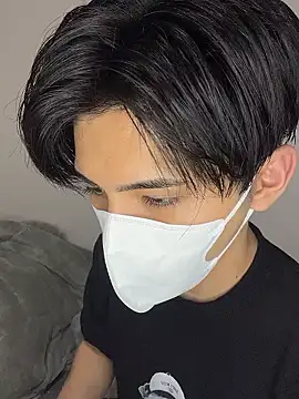 Lio kun online show from 04/14/26, 01:06