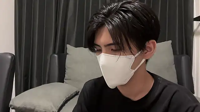 Snapshot of Lio_kun chatting on 06/10/26, 01:10 Lio kun online show from 06/10/26, 01:10