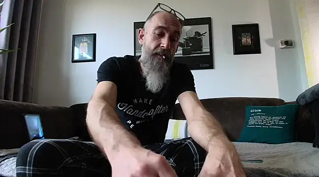 Kingsscepter online show from 02/14/25, 02:12