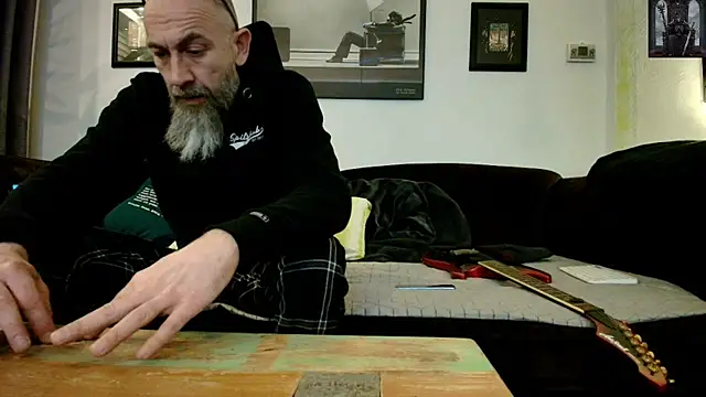 Kingsscepter online show from 03/10/25, 08:12